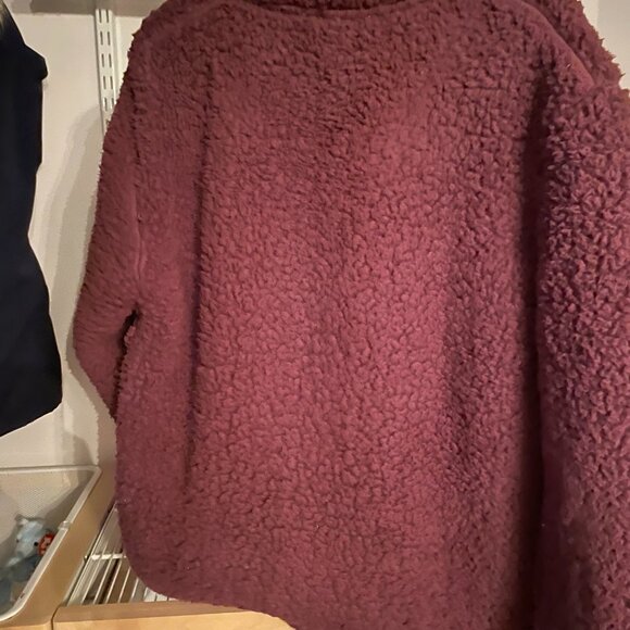 Ivory Ella - Picture 2 of 2